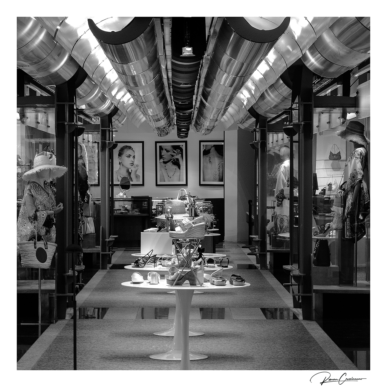 Stanley Korshak photograph of store in Dallas, TX